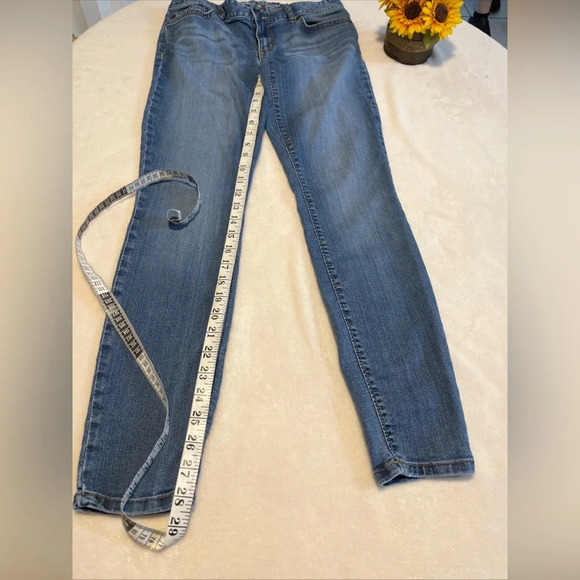 Eddie Bauer Women's Size 2 Blue Curvy Skinny High Rise Medium Wash Stretch Jeans - Picture 6 of 7